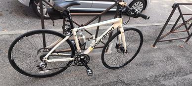 bicicletta ibrida strada/cita