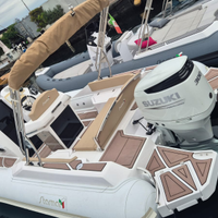 Gommone cabinato starmar 885 1/2 fb