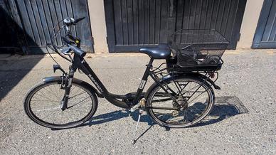 BICICLETTA con pedalata assistita 