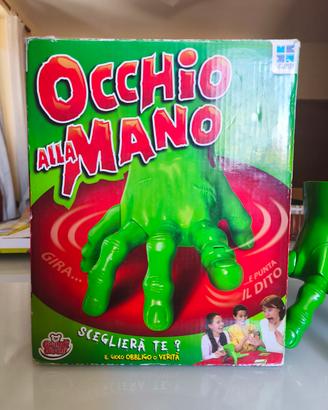 Occhio alla mano