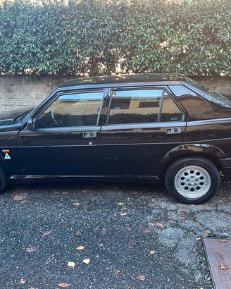 Alfa Romeo 75 Twin Spark 2.0