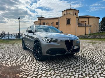 ALFA  ROMEO STELVIO, BLACK EDITION, Q4- AT8-210CV