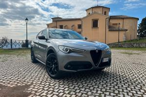 ALFA  ROMEO STELVIO, BLACK EDITION, Q4- AT8-210CV