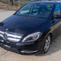 Mercedes B200 CDI PREMIUM 