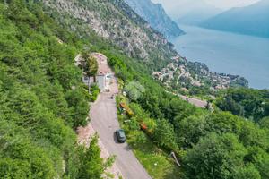 PALAZZINA A TREMOSINE