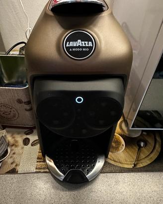 Macchina caffé Lavazza a modo mio