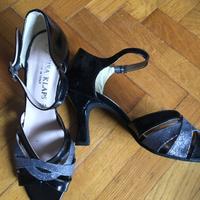 Scarpe da ballo in pelle num 39