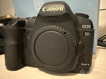 Canon 5D mark II 2