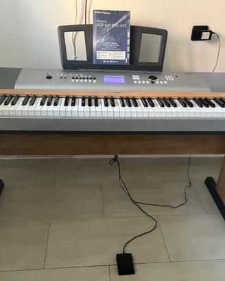 Pianoforte digital yamaha versatile e completo