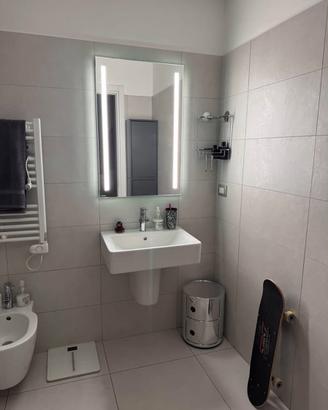 Specchi bagno Koh-I-Noor con luce – 2 disponibili
