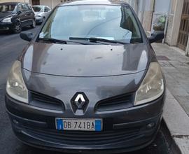 RENAULT Clio 3ª serie - 2006