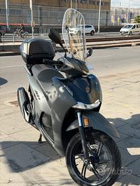 Honda Sh350 Sport bauletto e blocca ruota 2025