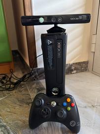 XBox 360 Slim 4GB + Kinect + 6 giochi