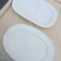 2vassoi in porcellana anni '70,uno Richard Ginori