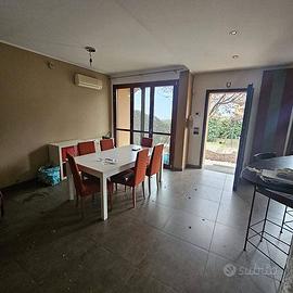 tavolo ikea allungabile con 6 sedie
