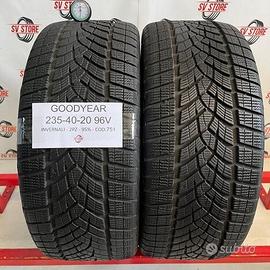 235 40 20 goodyear invernali 90%