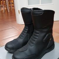 Stivaletti da moto uomo num.41  marca FALCO D30