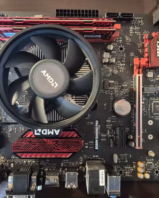 Blocco Scheda Madre MSI+ CPU Ryzen 5 1400+ RAM 2x4