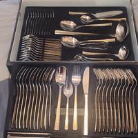 Si tratta di un servizio di posate SBS Bestecke 