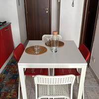 Tavolo e sedie da cucina (Catania centro)