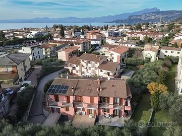 PORZIONE DI TRIFAMILIARE A BARDOLINO