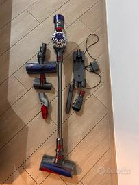 Dyson v8 absolute usato batteria da sostituire