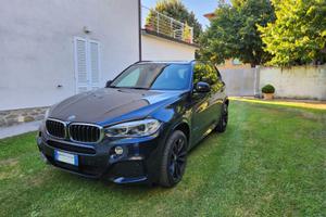 BMW X5 Xdrive 30D Allestimento M Colore Carbonshaw