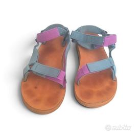 Sandali originali marchio Teva