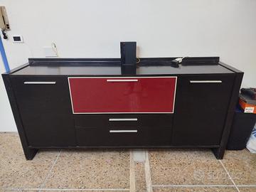 mobile moderno wenghe e rosso