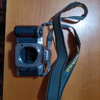 Fotocamera NIkON F65 solo corpo macchina