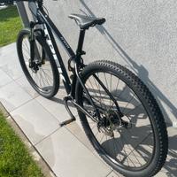 TREK Marlin 4  29/XL