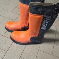 Stivali antitaglio forestali motosega