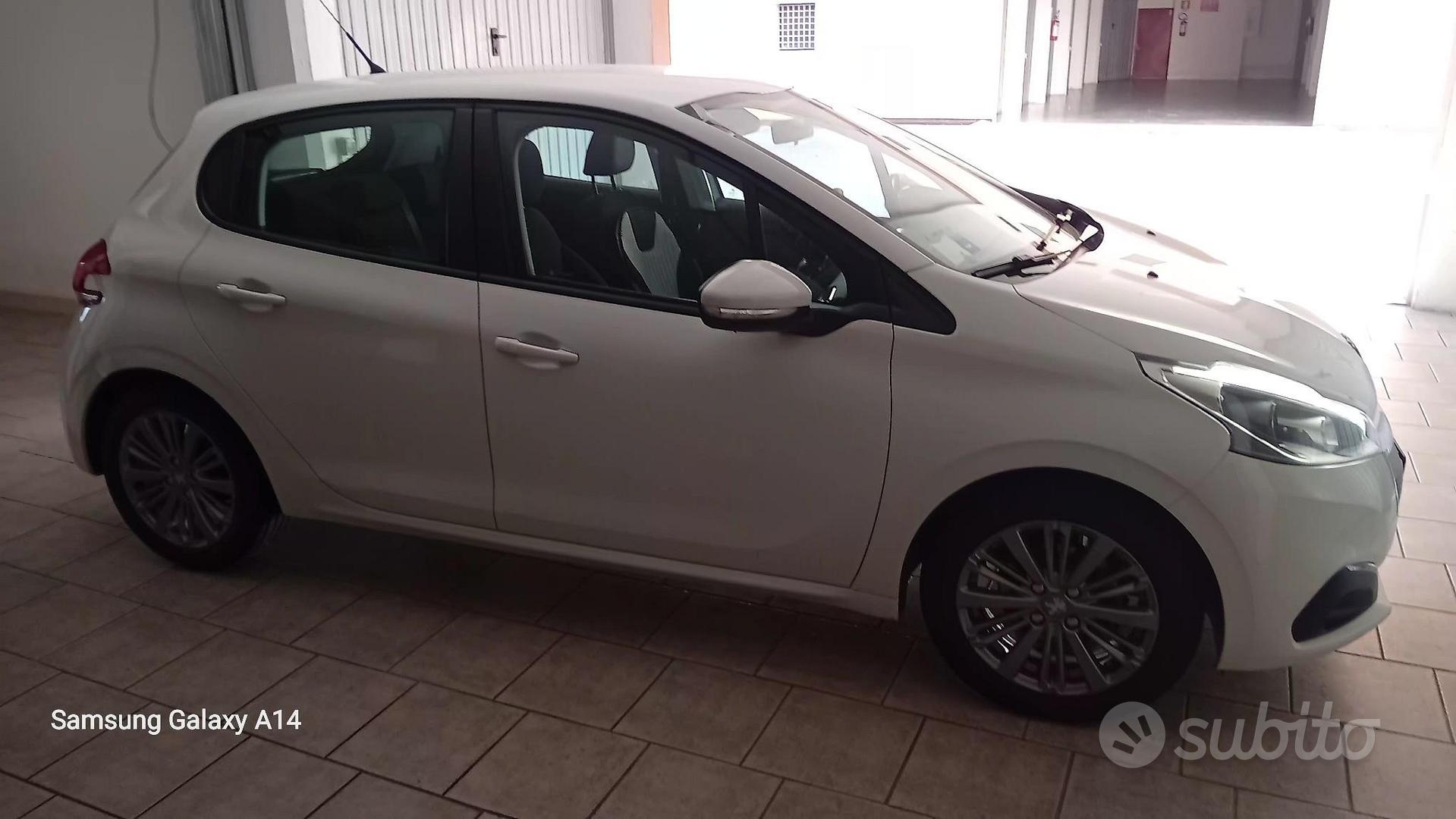Peugeot 208 1° serie
