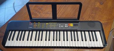 YAMAHA DIGITAL KEYBOARD PSR-F52