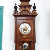 176191 Antico orologio a pendolo