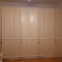 armadio grande bianco