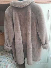 Pelliccia ecologica donna 