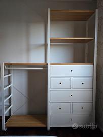 Armadio modulare IKEA con cassetti e ripiani