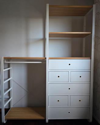 Armadio modulare IKEA con cassetti e ripiani