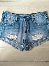 Shorts di jeans Silvian Heach 