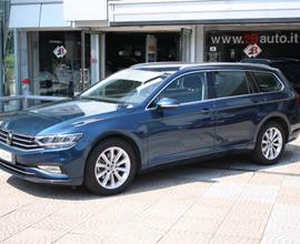 VOLKSWAGEN Passat Variant 2.0 TDI SCR EVO DSG Bu