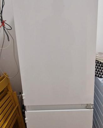 SMEG FRIGORIFERO DA INCASSO CR321AP