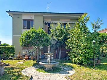 BIFAMILIARE A SAN GIULIANO TERME