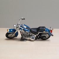 Harley Davidson modellino moto scala 1:18 Maisto