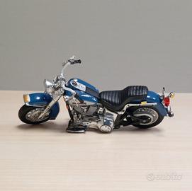 Harley Davidson modellino moto scala 1:18 Maisto