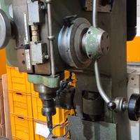 Fresa foratrice filettatrice