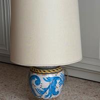 Lampada ceramica decorata a mano con paralume