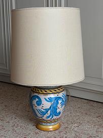 Lampada ceramica decorata a mano con paralume