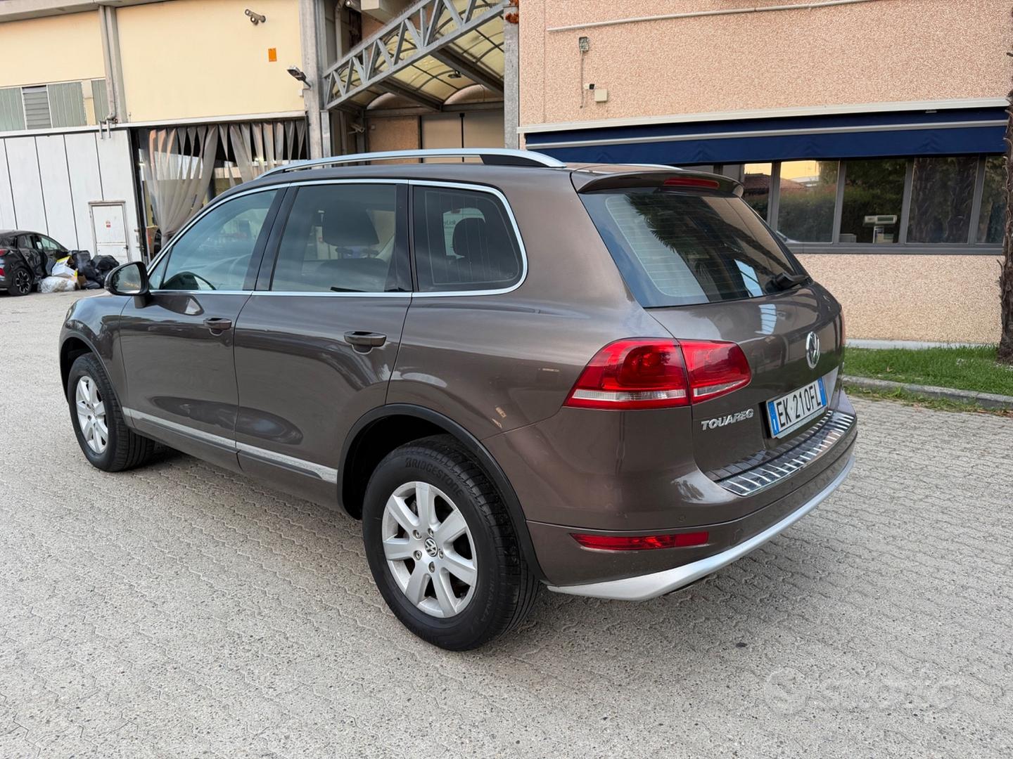 Volkswagen Touareg 2011 photo 2