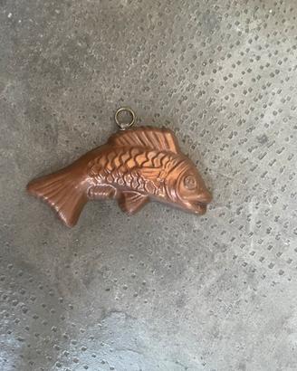 stampi vintage in rame a forma di pesce